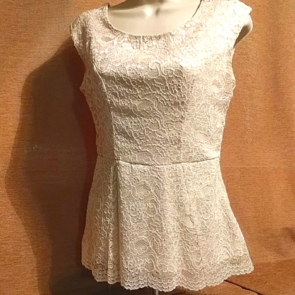 💚Champagne Lace Top